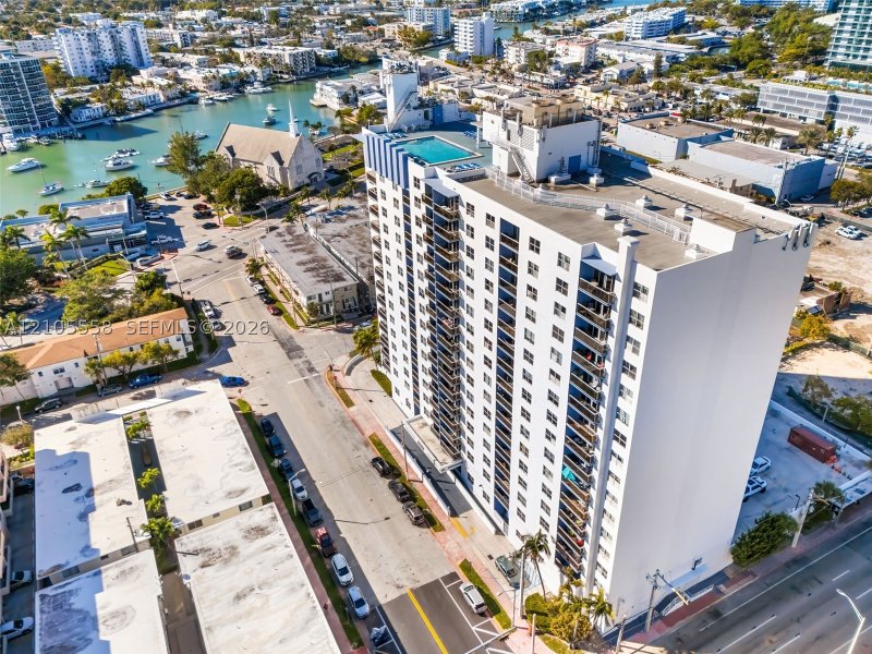 Apartment for rent at 401 Blu 1504