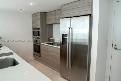 Comprar apartamento en Peloro 501