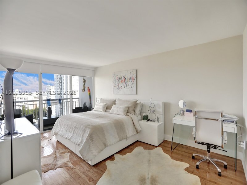 Comprar apartamento en Del Prado Aventura 1904