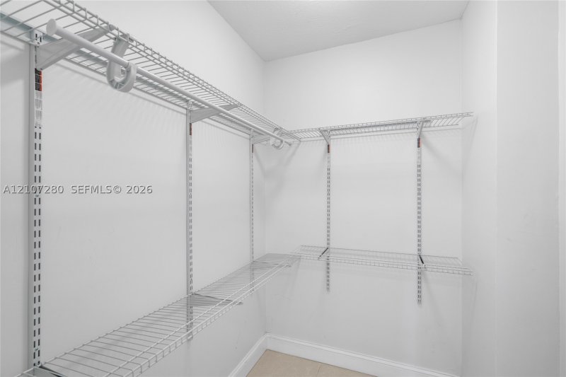 Aluguel de apartamento no Manatee 408