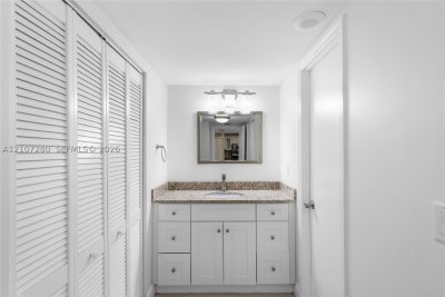 Aluguel de apartamento no Manatee 408