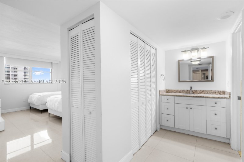 Aluguel de apartamento no Manatee 408