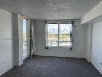Aluguel de apartamento no Sunset Harbour South 905