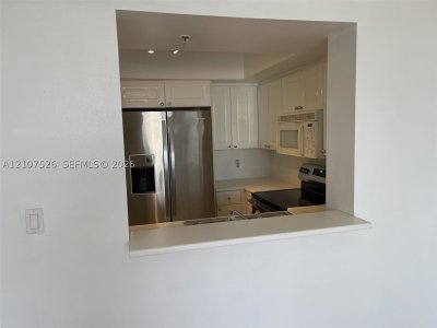 Aluguel de apartamento no Sunset Harbour South 905