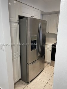 Aluguel de apartamento no Sunset Harbour South 905