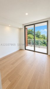 Alquiler de apartamento en 2200 Brickell 414