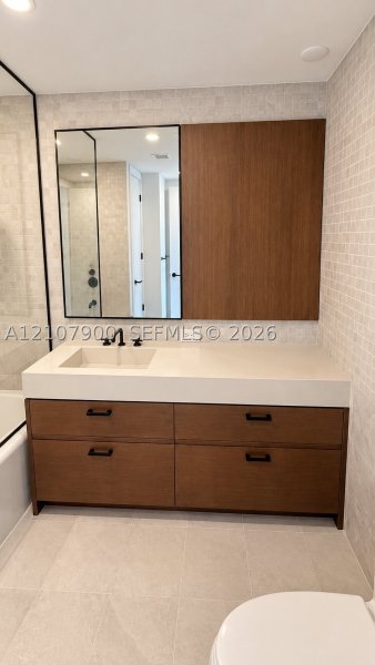 Apartment for rent at 2200 Brickell 414
