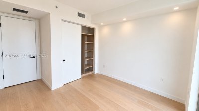 Alquiler de apartamento en 2200 Brickell 414