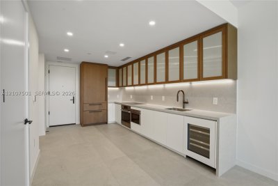 Comprar apartamento en 2200 Brickell 317