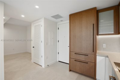 Comprar apartamento en 2200 Brickell 317