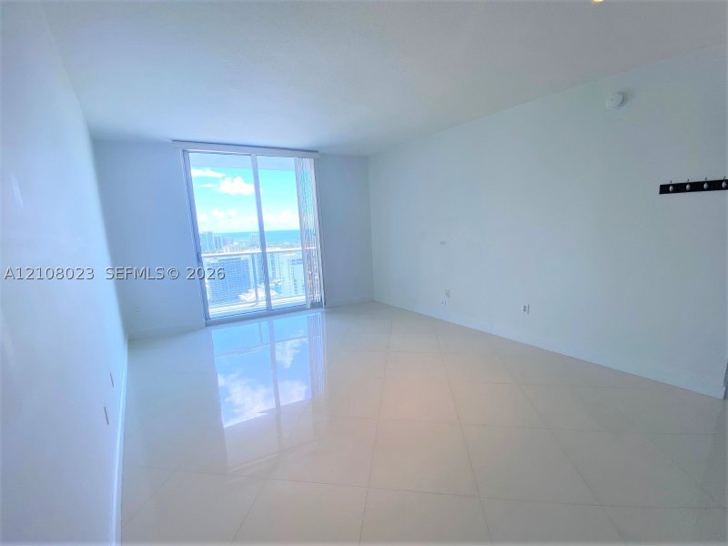 Condo for sale at Latitude On The River 3708