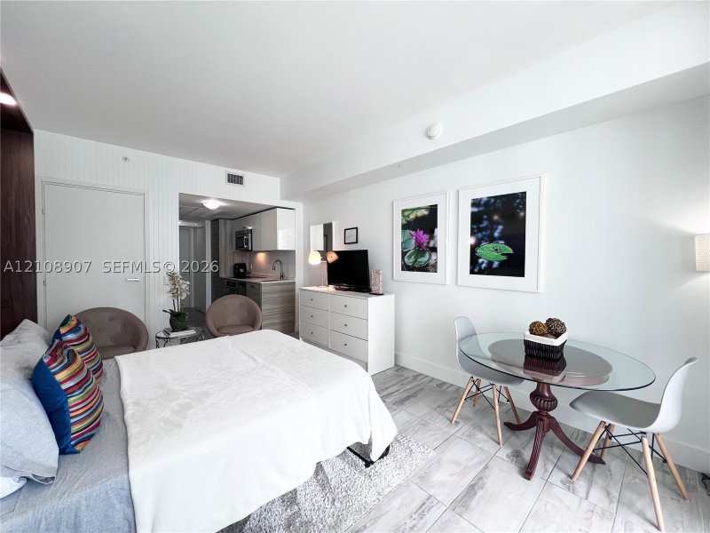 Property photo # 8