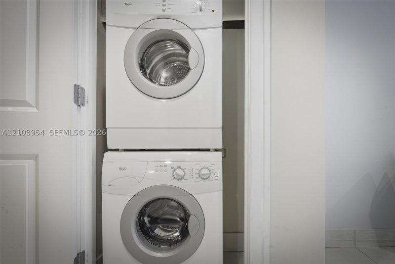 Condo for sale at The Blue Doral 816