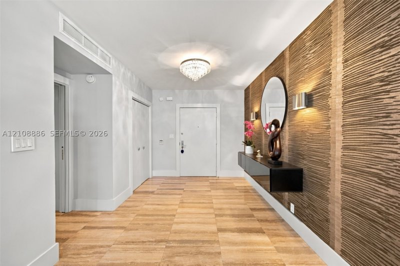 Condo for sale at Bal Harbour 101 Condo 1003