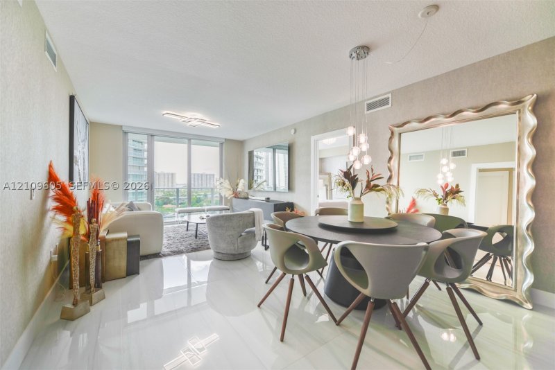 Condo for sale at Parque Towers at St. Tropez 4-906