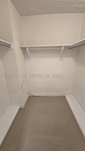 Comprar apartamento no Four Ambassadors 2006