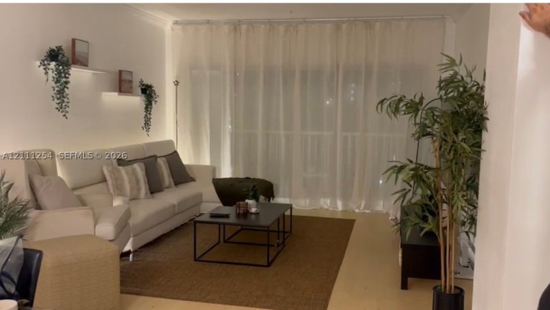 Apartment for rent at Arlen House 409