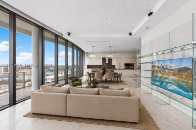 Alquiler de apartamento en Chateau Beach Residences 2302