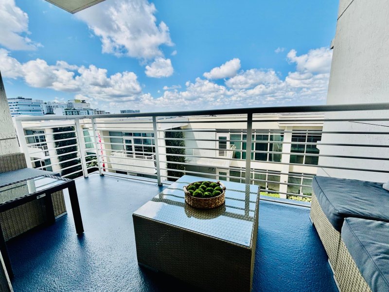 Comprar apartamento en Midtown Midblock 710