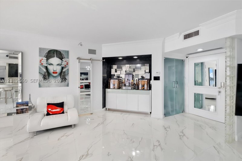 Condo for sale at 4000 Williams Island 701