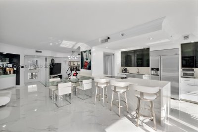 Comprar apartamento no 4000 Williams Island 701