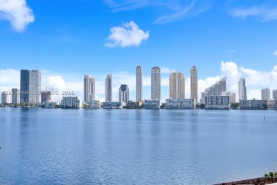 4000 Williams Island Apt #701