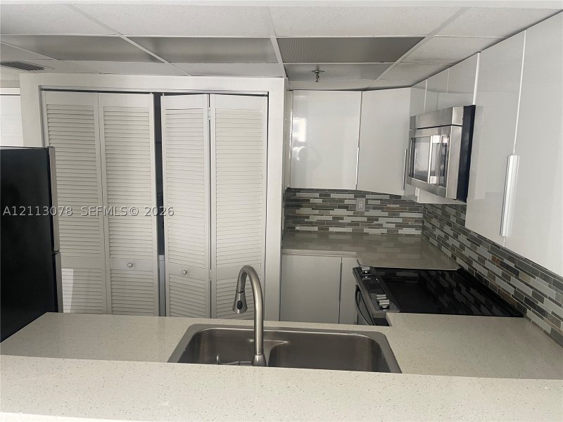 Property photo # 8