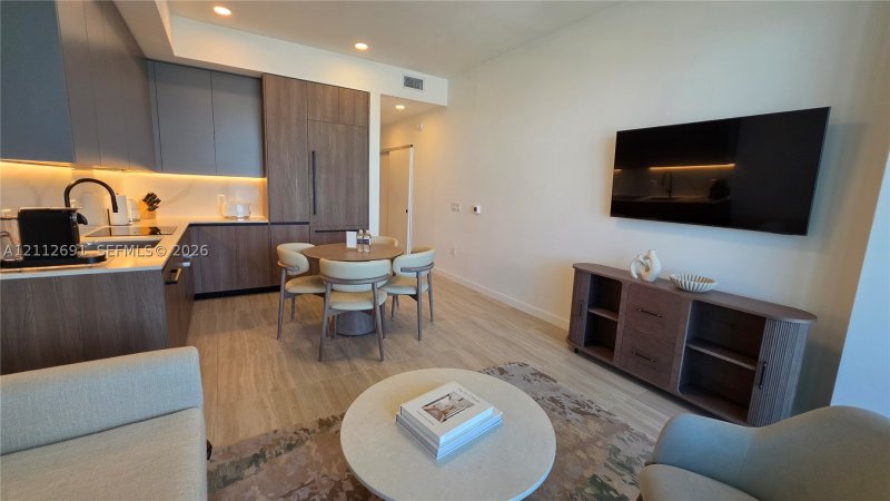 Aluguel de apartamento no 72 Park Miami Beach 2007