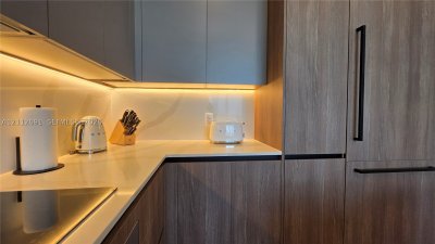 Aluguel de apartamento no 72 Park Miami Beach 2007