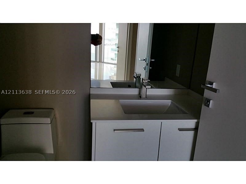 Apartment for rent at Brickell House Condo 2409