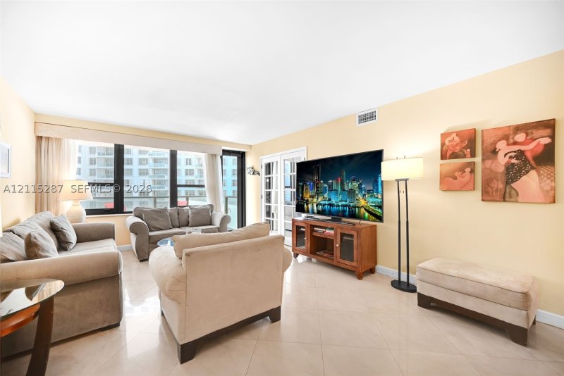 Comprar apartamento no The Alexander 511