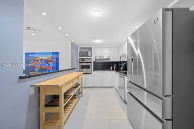 Comprar apartamento no Ocean Reserve 1411
