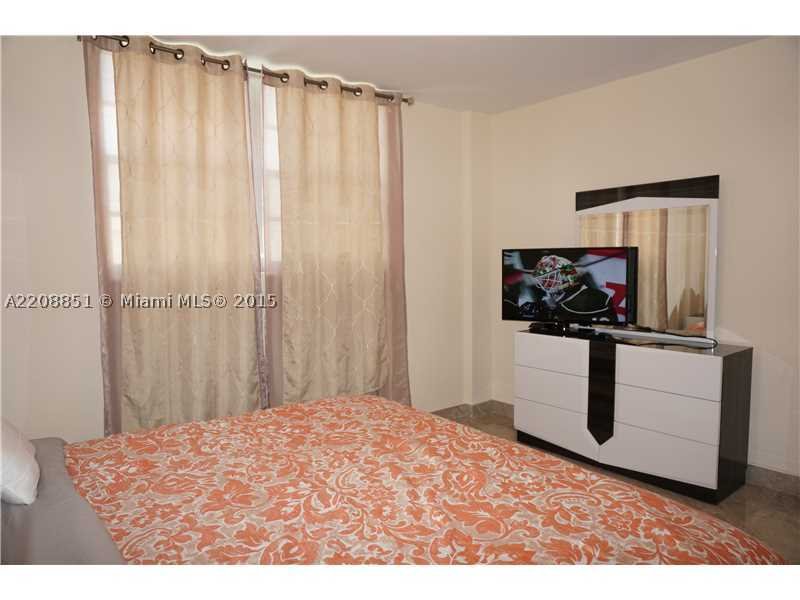 Alquiler de apartamento en Uptown Lofts 1007