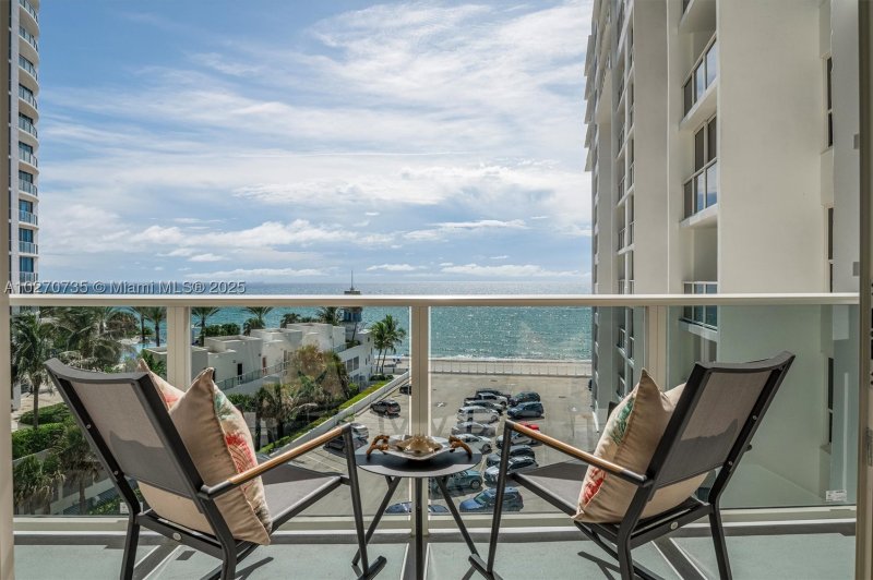 Apartment for rent at Alexander Towers 607