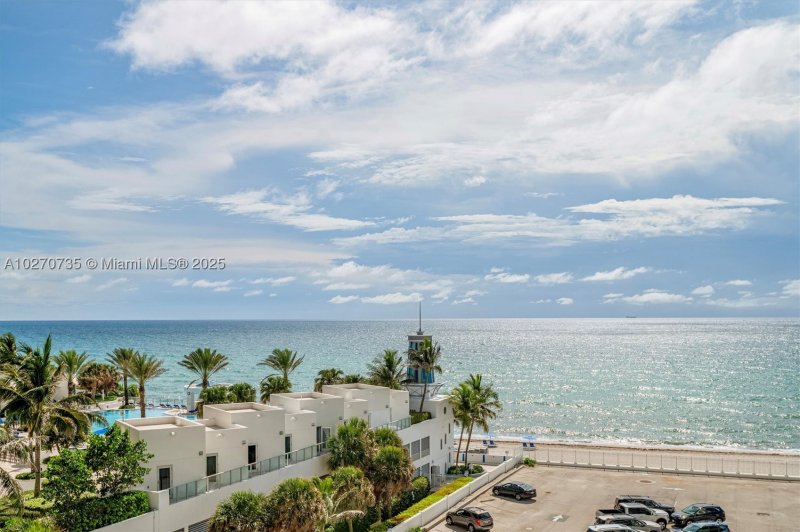 Apartment for rent at Alexander Towers 607