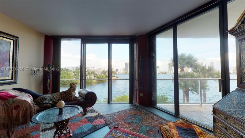 Comprar apartamento en 4000 Williams Island W-STE6