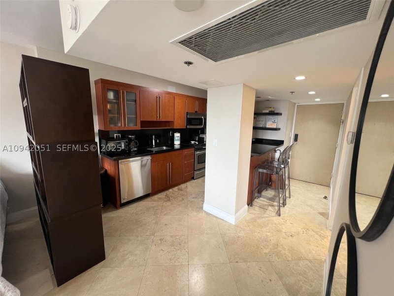 Apartment for rent at Oceania 1 716