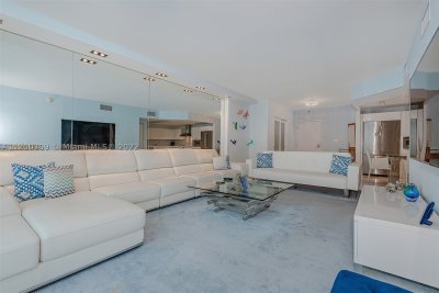 Alquiler de apartamento en Roney Palace 1506