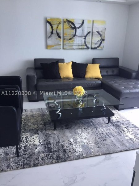 Alquiler de apartamento en Roney Palace 1503