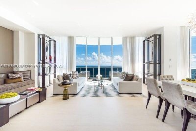 Aluguel de apartamento no Trump Tower One 3201