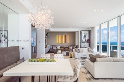 Aluguel de apartamento no Trump Tower One 3201