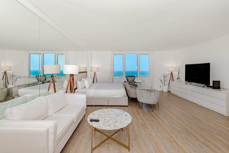 Alquiler de apartamento en Roney Palace 842