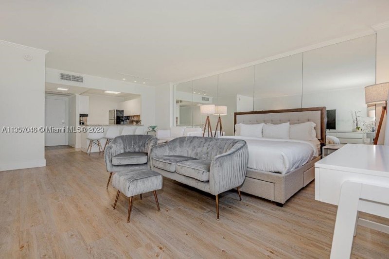 Alquiler de apartamento en Roney Palace 842