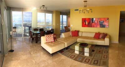 Alquiler de apartamento en Akoya 3407