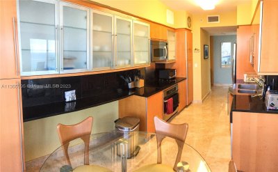 Alquiler de apartamento en Akoya 3407