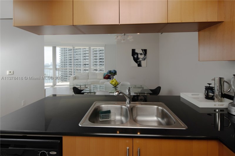 Apartment for rent at Opera Tower 2602