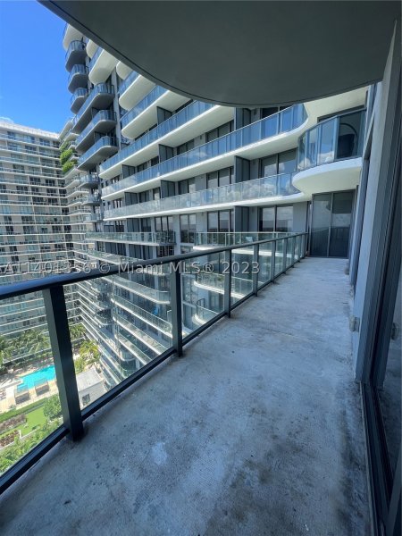 Apartment for rent at Hyde Midtown 2215