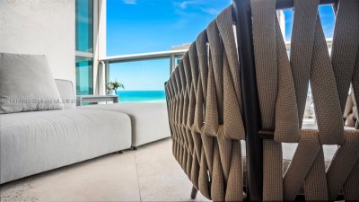 Aluguel de apartamento no Setai 2102