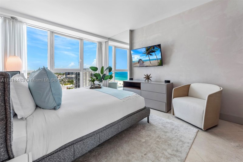 Apartment for rent at Setai 2102