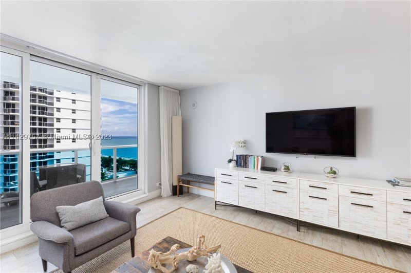 Apartment for rent at 1 Hotel & Homes South Beach 1013